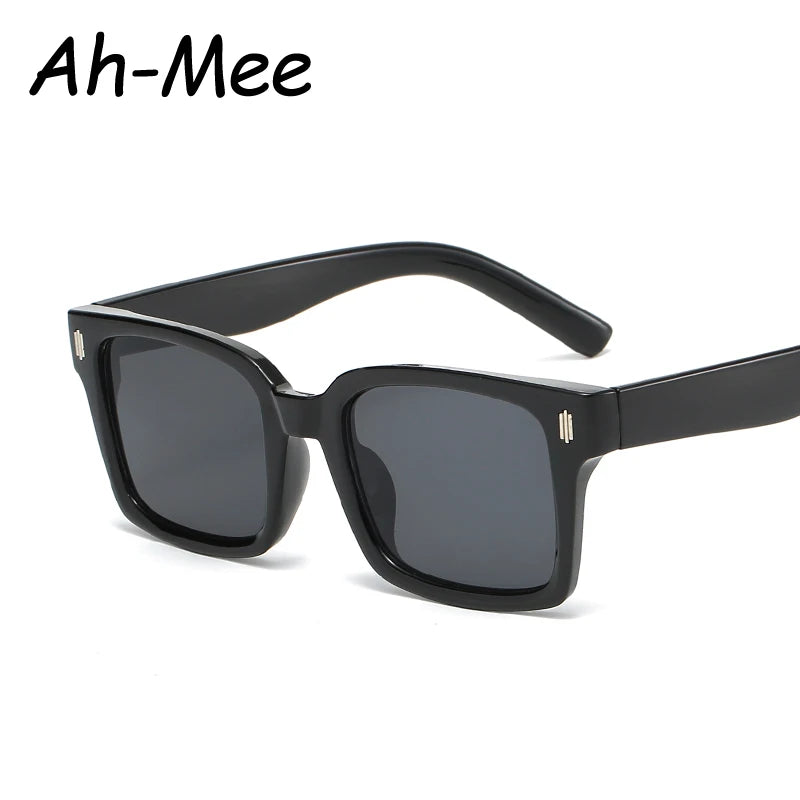 Women's retro sunglasses
