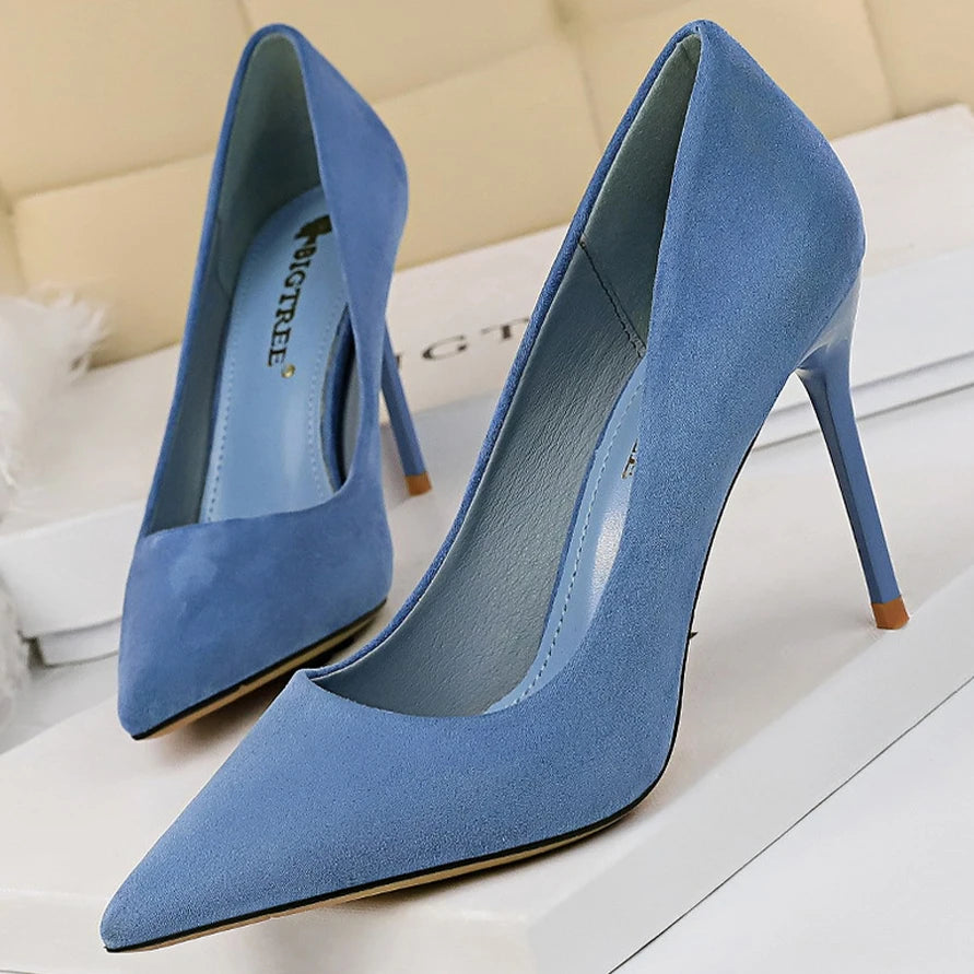 Women's shoes