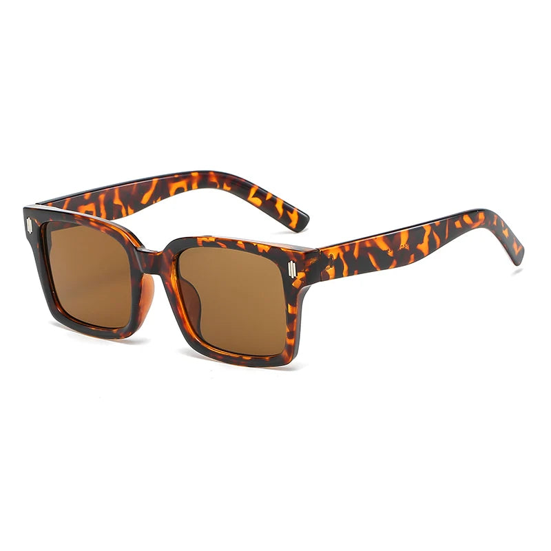 Women's retro sunglasses