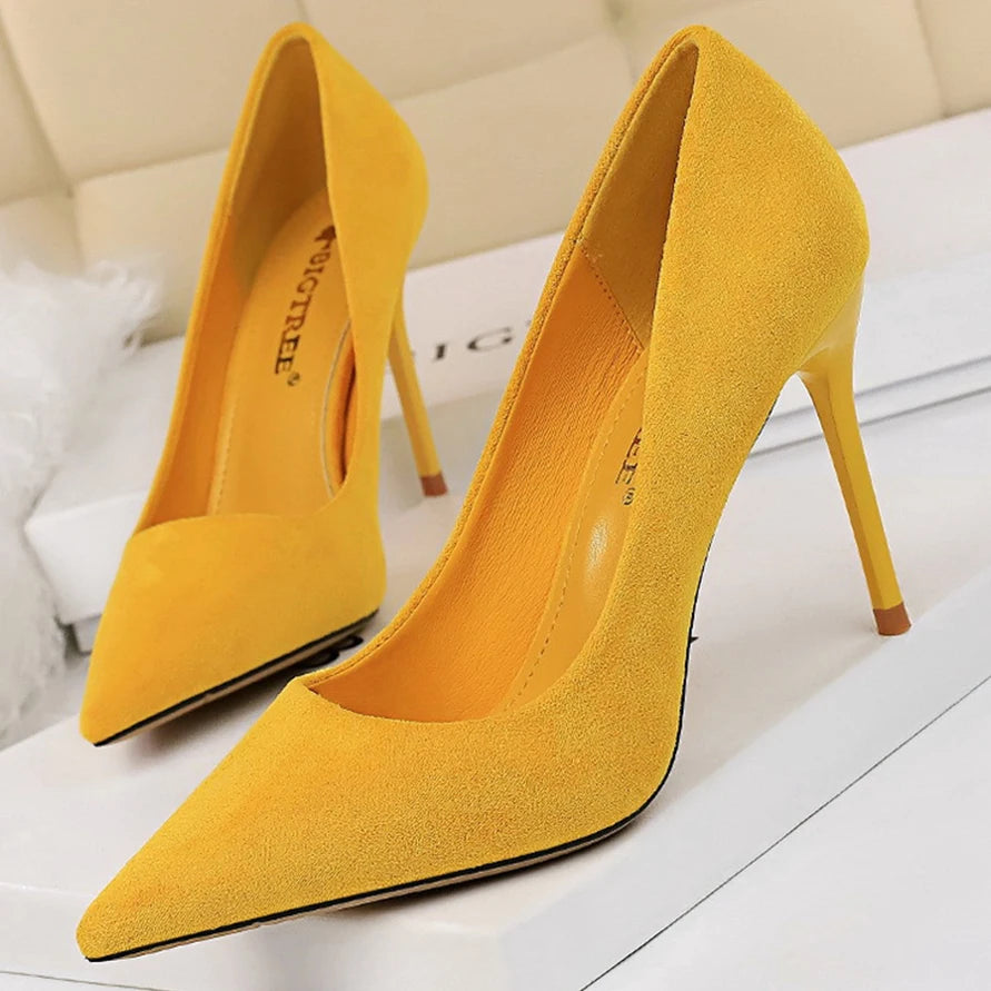 Women's shoes