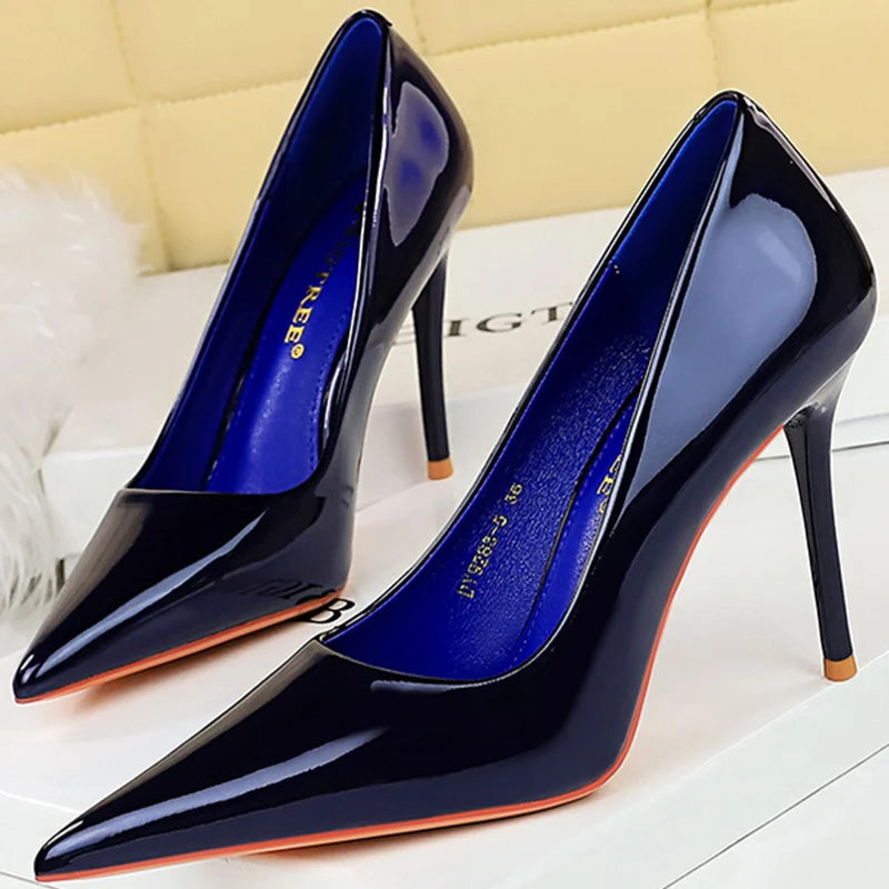 women's shoes