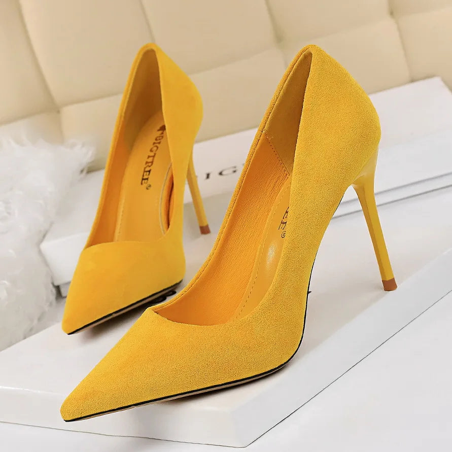 Women's shoes