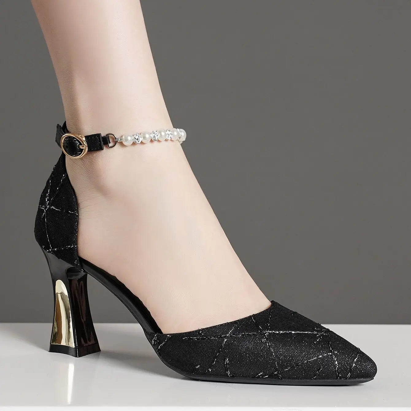 Women's shoes