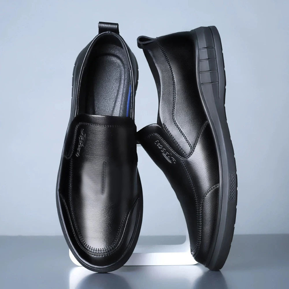 Men's dress shoe