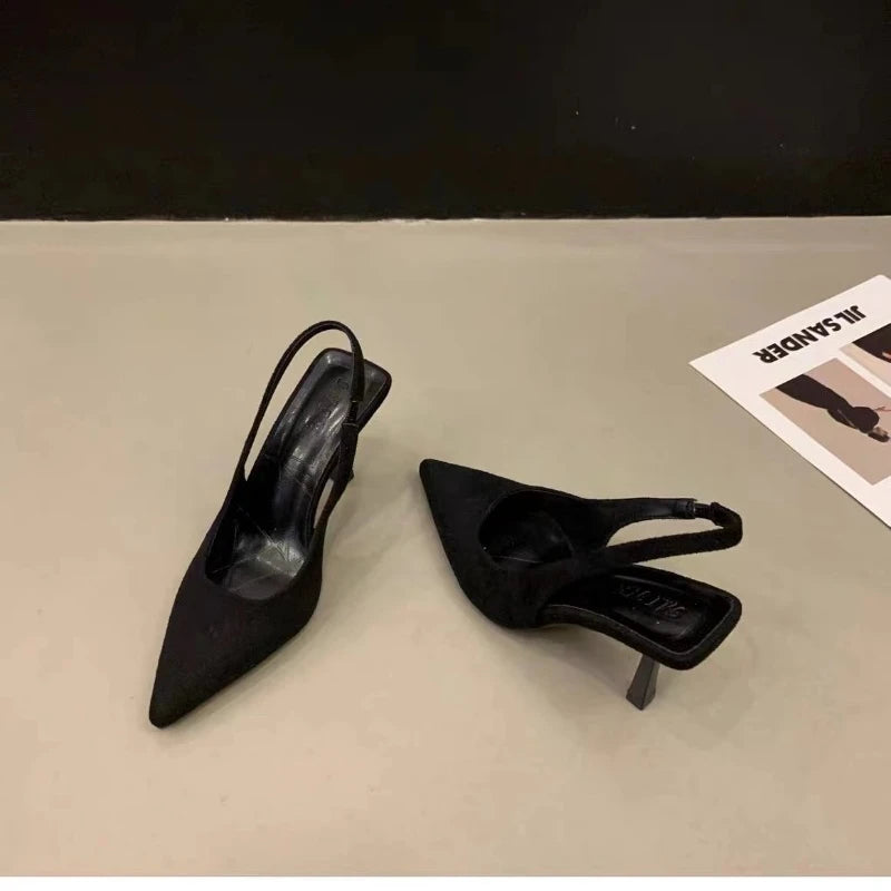 Women's shoes