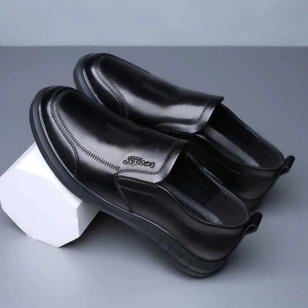 Men's dress shoe
