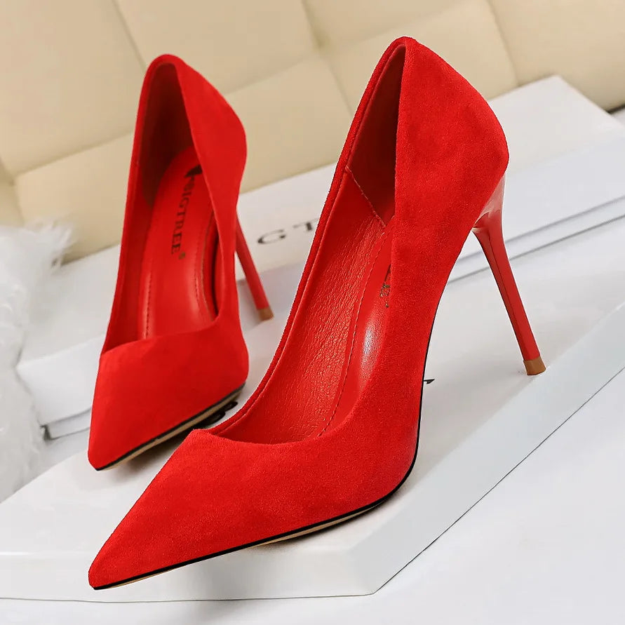 Women's shoes