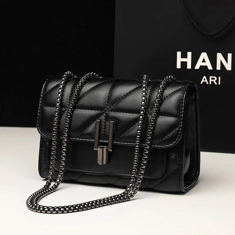 New Xiaoxiangfeng diamond grid chain bag, one shoulder, stylish, crossbody, versatile, large capacity