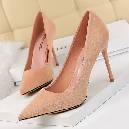 Women's shoes